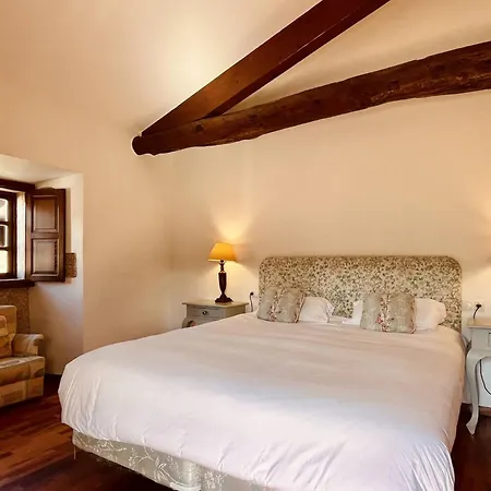 Prioral Countryside Vila *